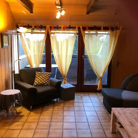 Appartement Ferienwohnung Falz